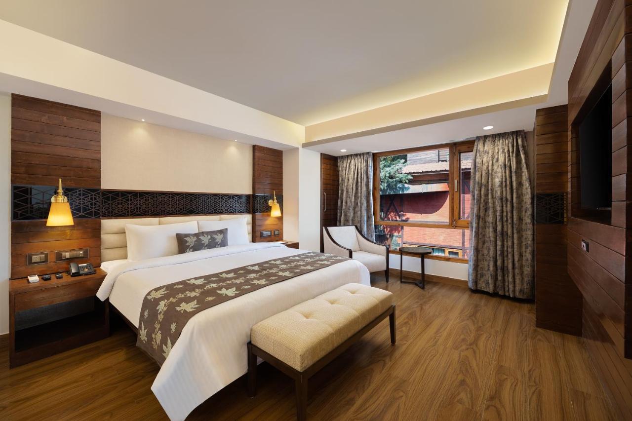 Golden Tulip Srinagar Otel Dış mekan fotoğraf