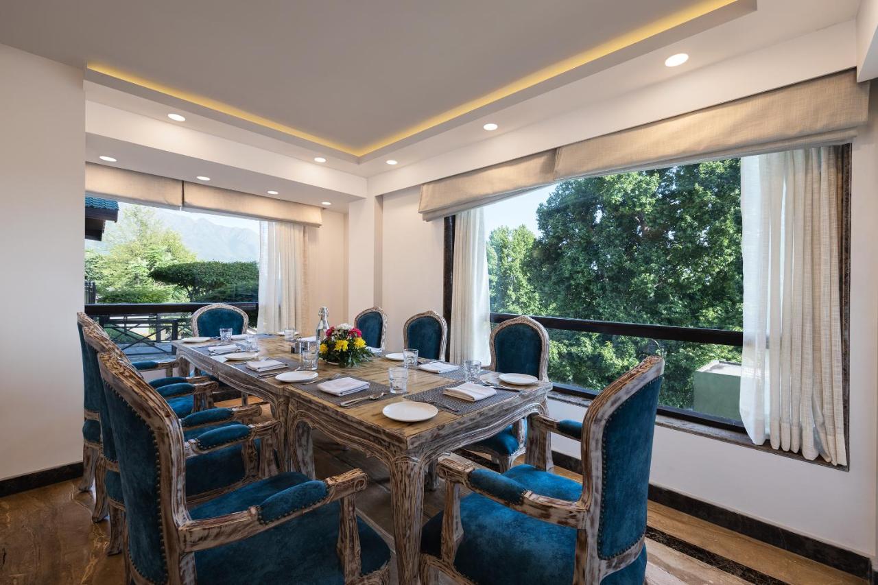 Golden Tulip Srinagar Otel Dış mekan fotoğraf