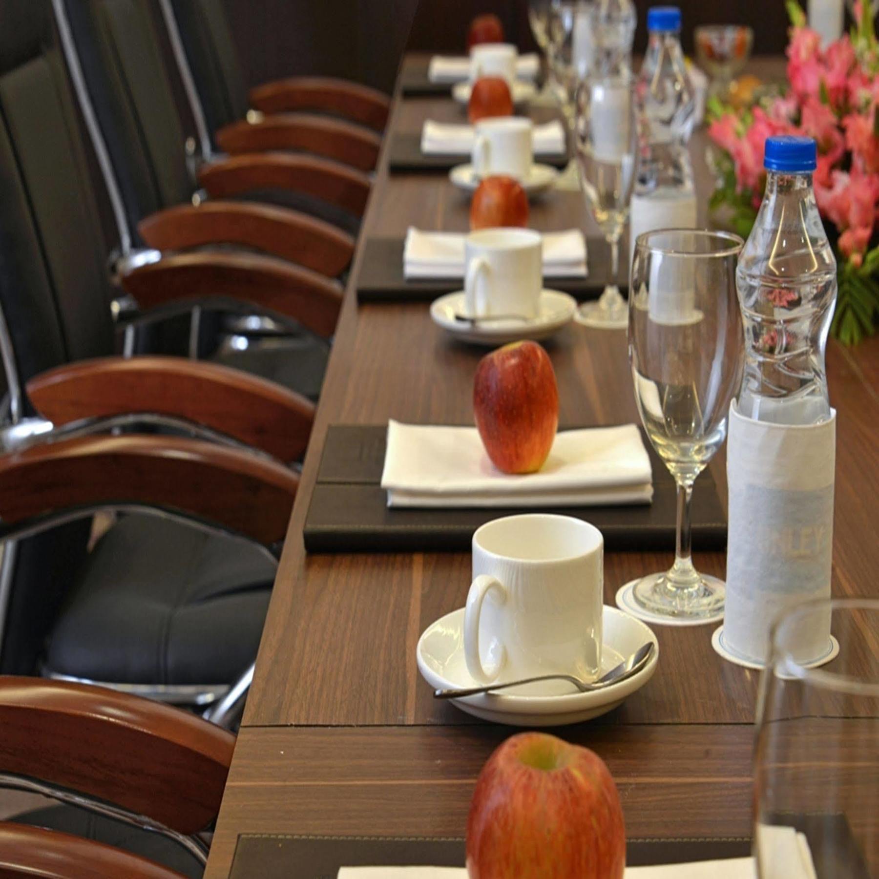 Golden Tulip Srinagar Otel Dış mekan fotoğraf