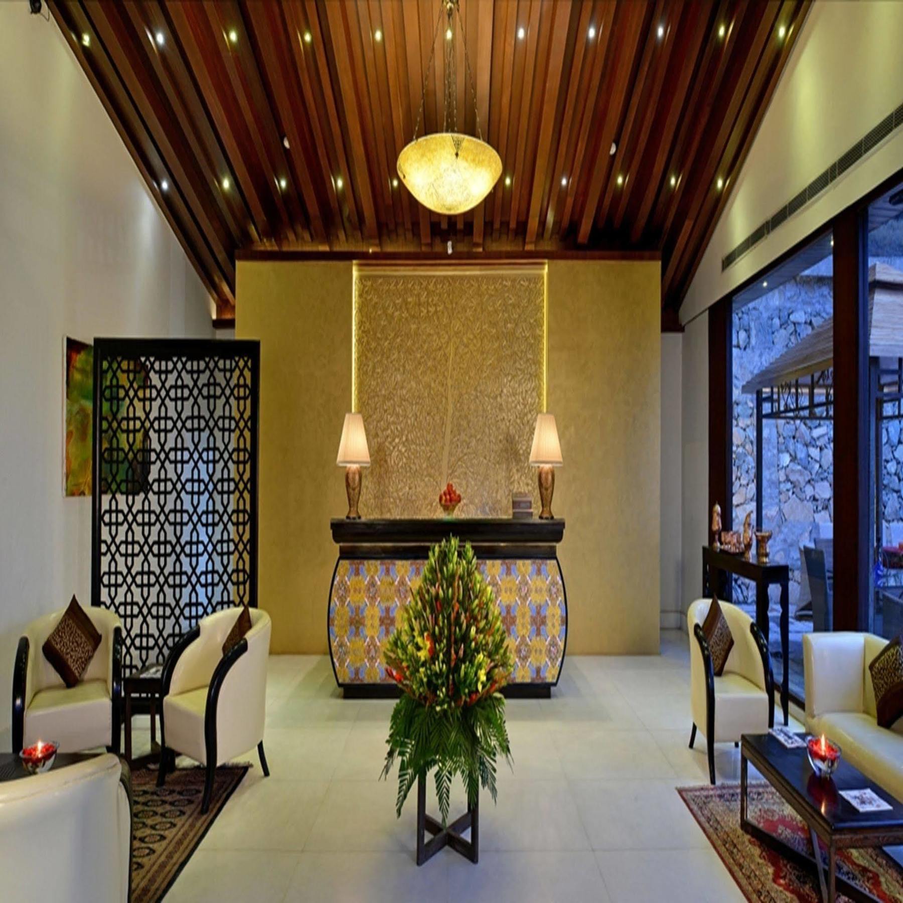 Golden Tulip Srinagar Otel Dış mekan fotoğraf